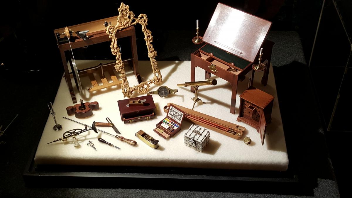 Bill Robertson's miniature toolkit on display at Handworks 2015